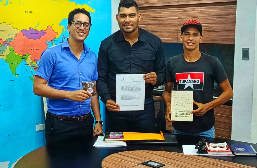 Encuentro Internacional Proletario y Antiimperialista Entre Delegados del Partido De La Democracia Popular De Corea Del Sur Y El Movimiento Revoluciónario TUPAMARO de Venezuela.